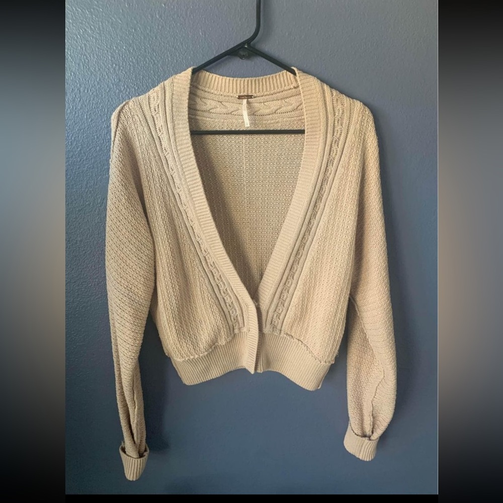 Free People sweater cardigan size S
